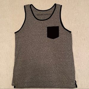 Mossimo supply Co. tank top mens size L